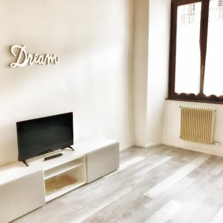 Al Belenzani Appartamento Trente Buitenkant foto